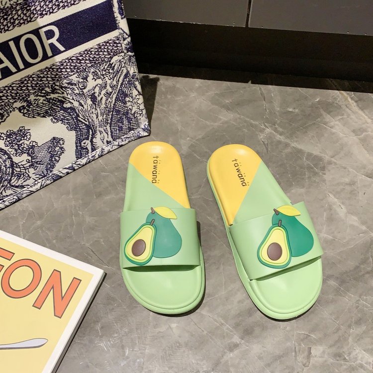 New Summer Fashion Home Slippers In Bathroom
