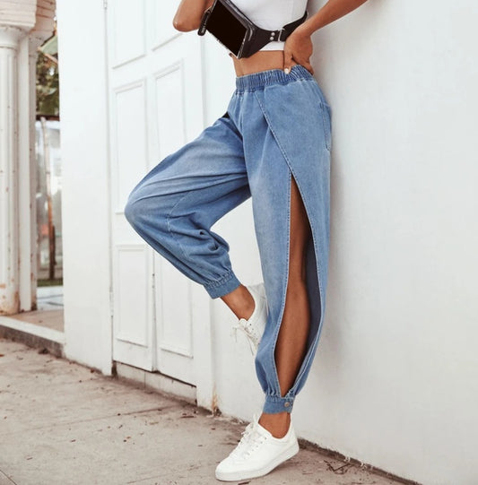 Side slit leg jeans