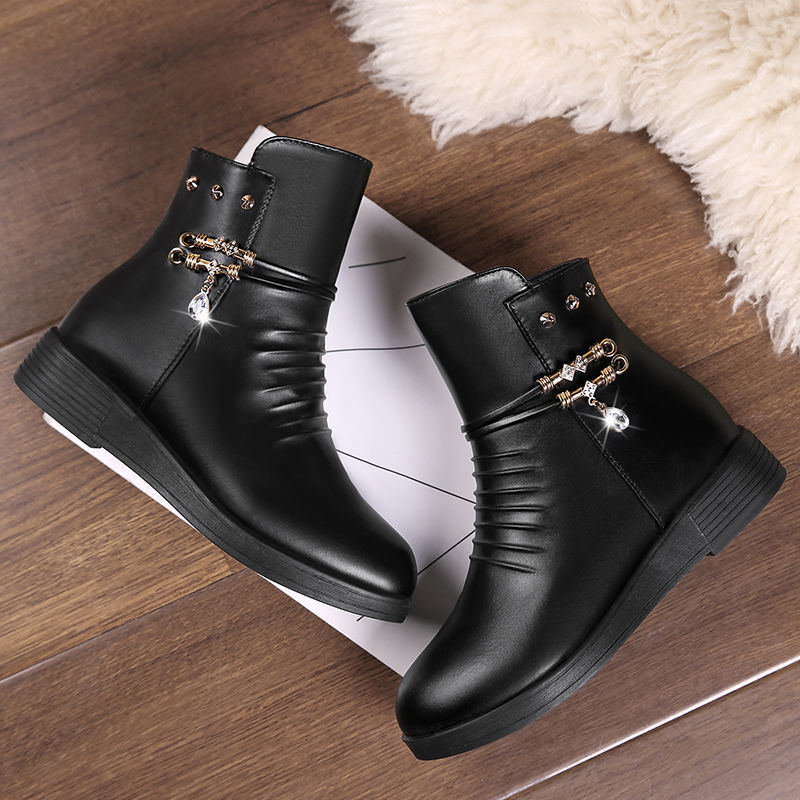 Women's Autumn And Winter Mother Cotton Shoes Boots Soft Sole