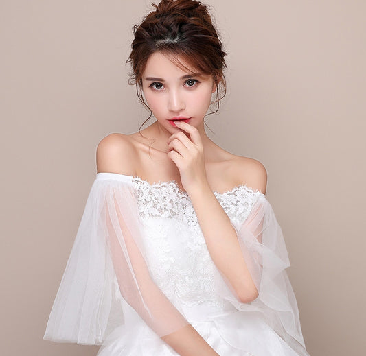 One-shoulder lace bride shawl