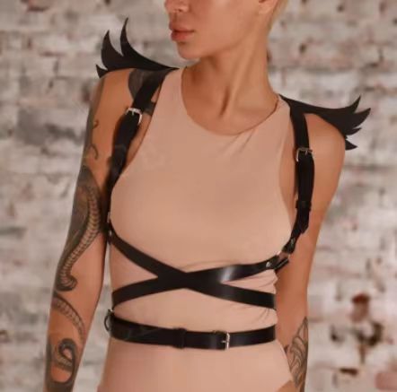 Fashion All-match Punk Binding Wings Belt