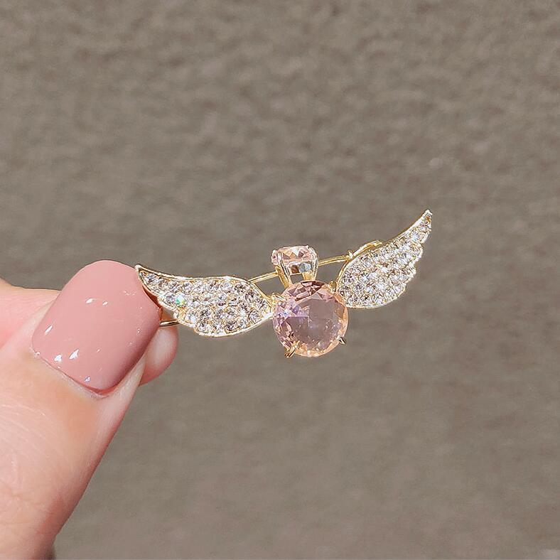 Korean girl with angel wings imitation crystal hairpin