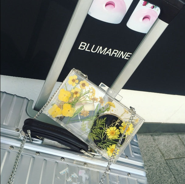 Real flower mall daisies new acrylic flower chain diagonal cross bag personalized transparent box bag