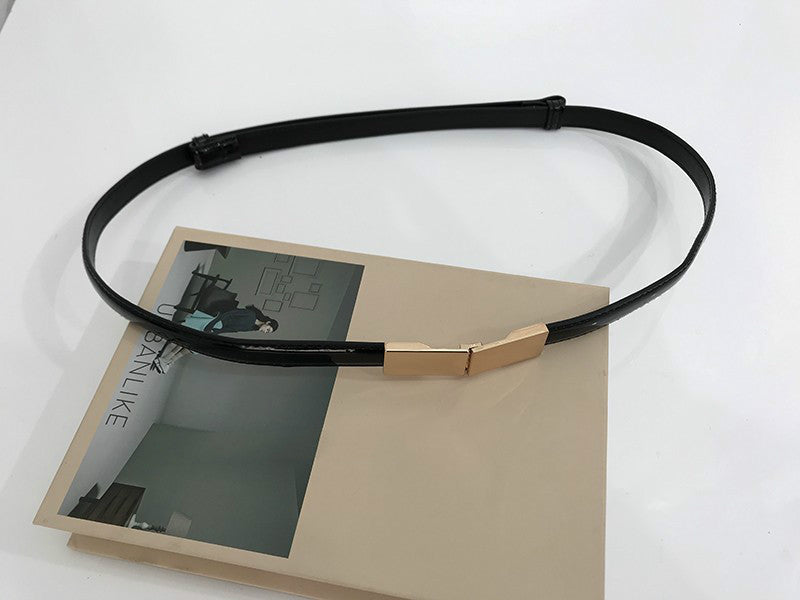 Simple and fashionable belt