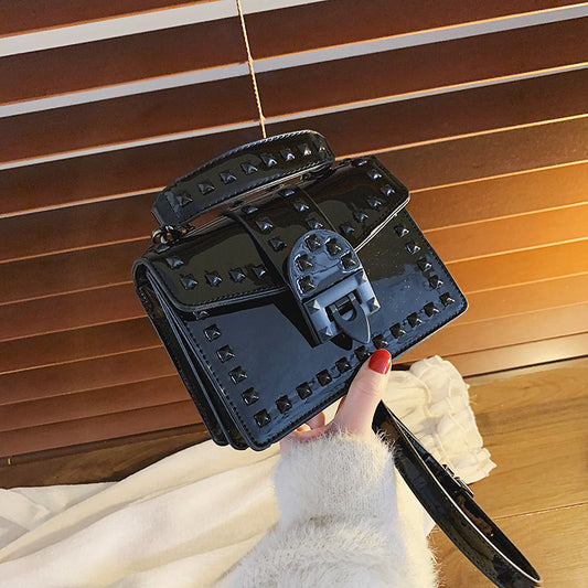 Small square bag patent leather rivet shoulder bag