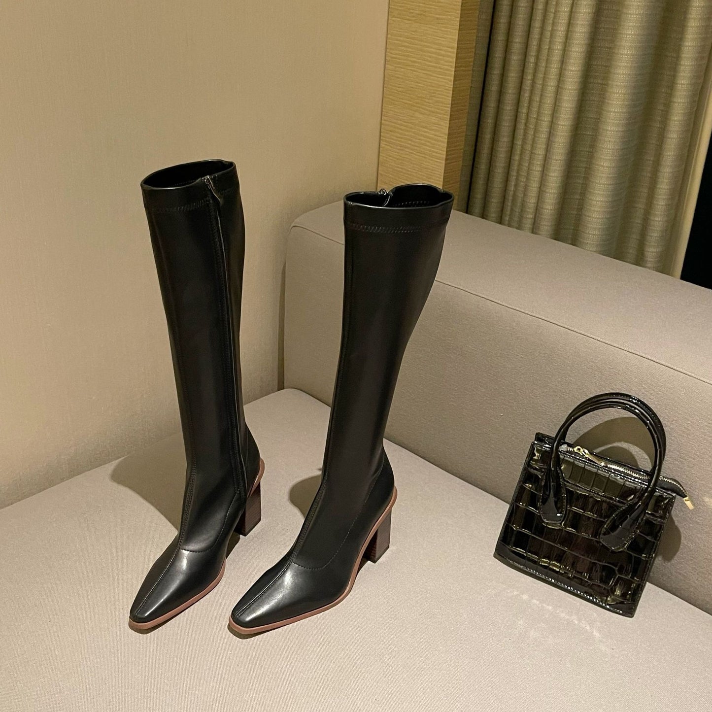 New Small Square Head Knight Boots Daily Net Red Match