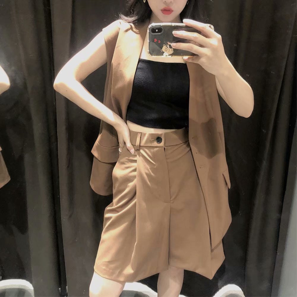 All-Match Loose Fold Decoration High Waist Casual Shorts