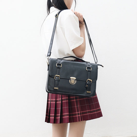 Messenger Bag Retro Large Capacity Portable Messenger Bag