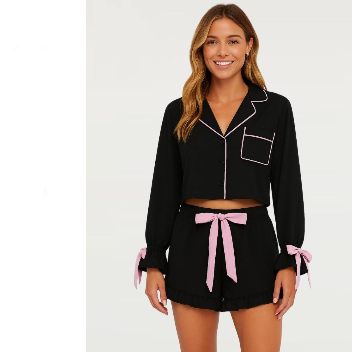 Loose Fitting Loungewear Set With Long Sleeves And Shorts