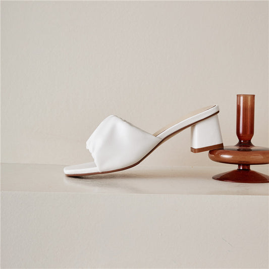 New Fashion Toe Medium Thick Heel Flip Flops