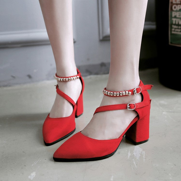 Oversize sandals with chunky heel