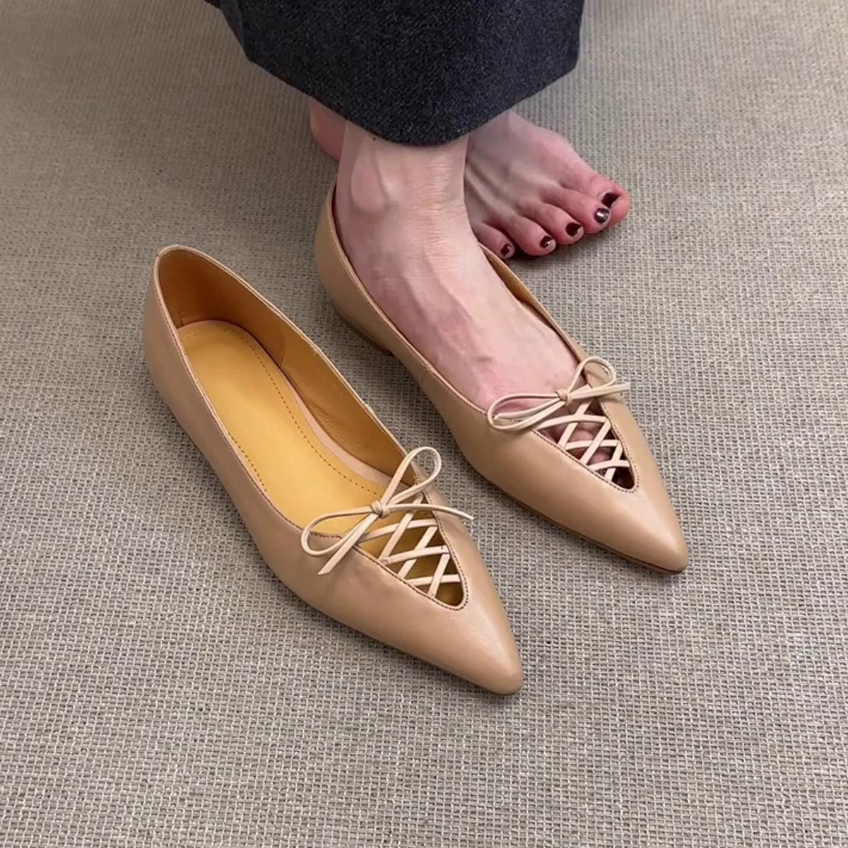 Womens Bow-Knot French Cutout Commuter Flat Shoes