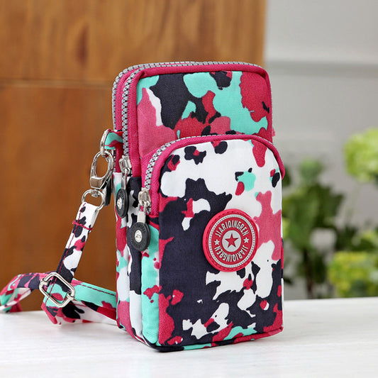 Mini wrist cloth hanging bag