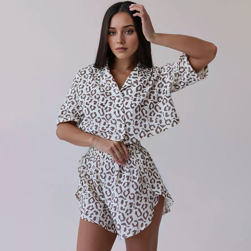 Womens Short-Sleeve Slit-Edge Shorts Two-Piece Set