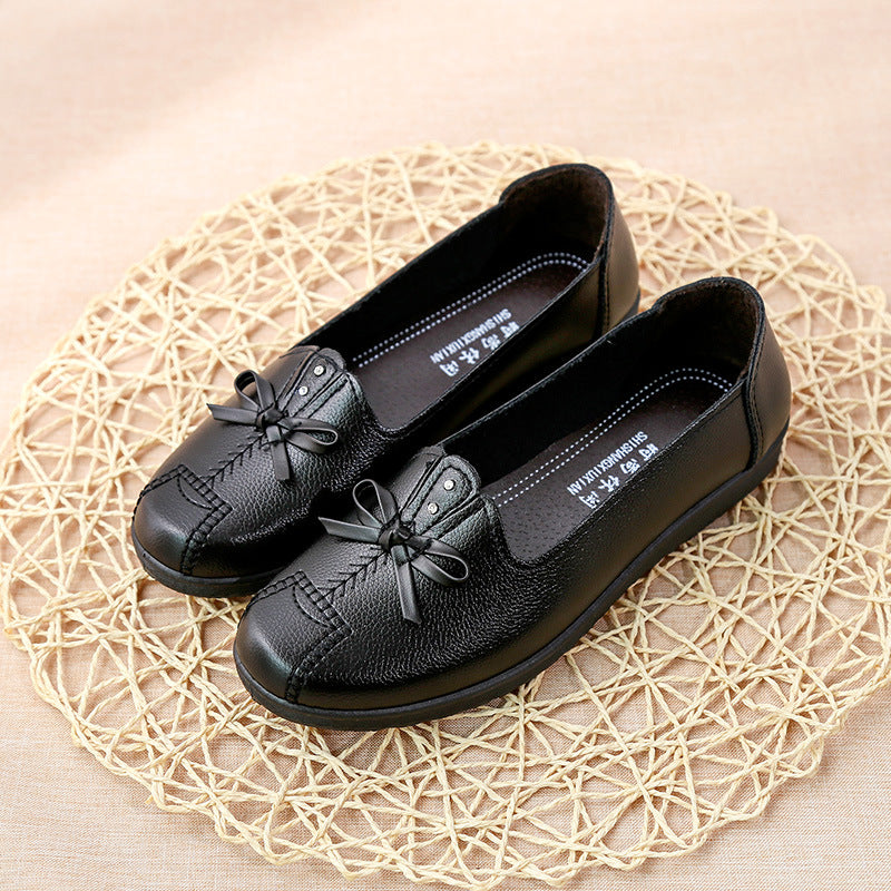 Women's Middle-aged And Elderly Women's Shoes With Flat Soles