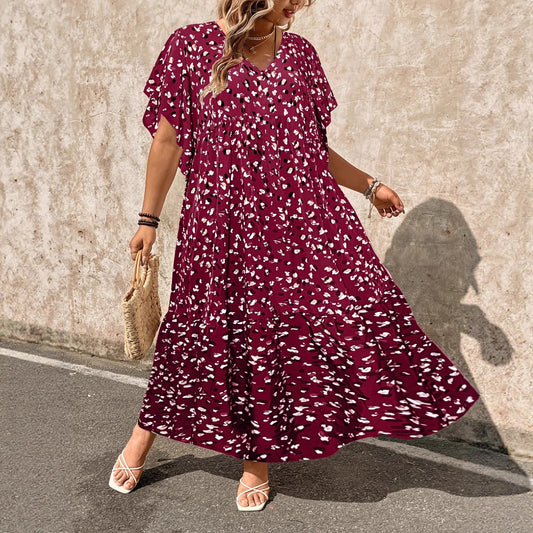 Elegant Plus-Size Womens Dress With Petite Floral Print And Ruffled Hem
