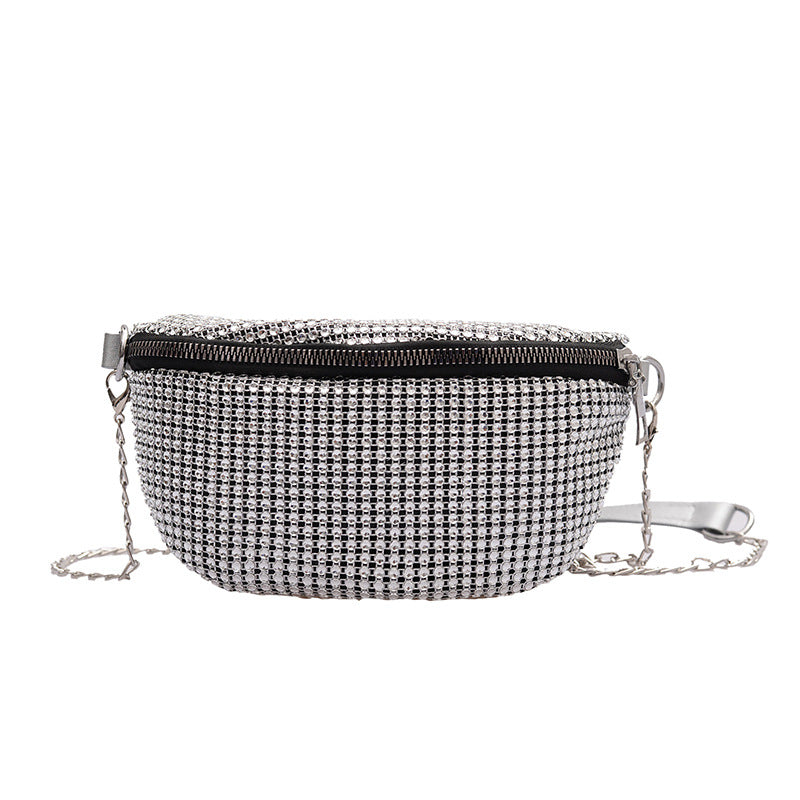 Diamond-studded diagonal bag chain bag