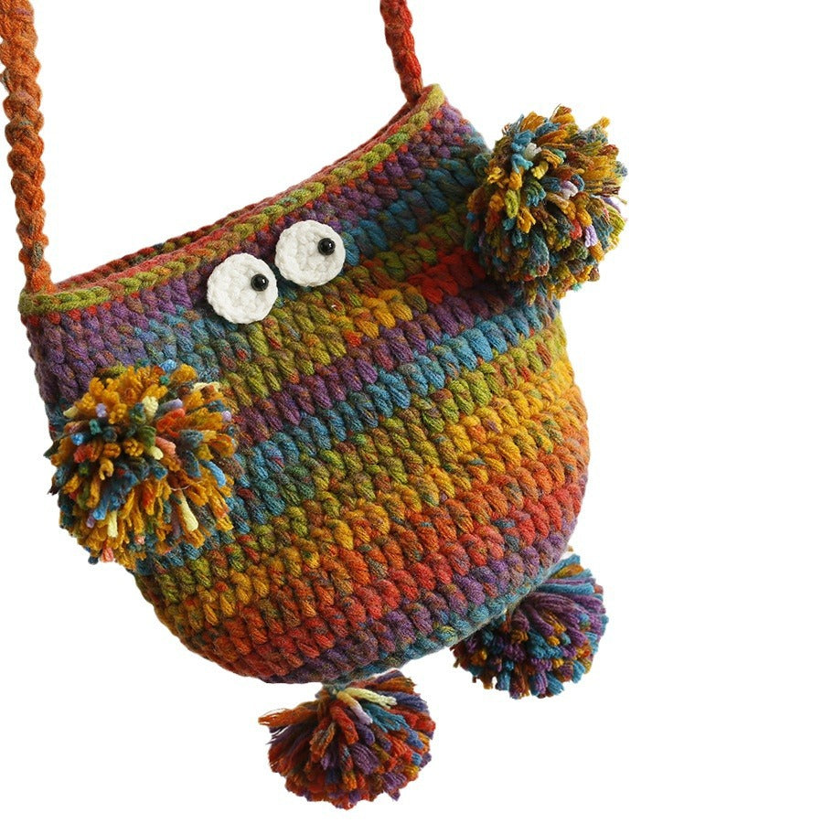 Autumn Color Matching Hand-woven Small Eye Bucket Bag