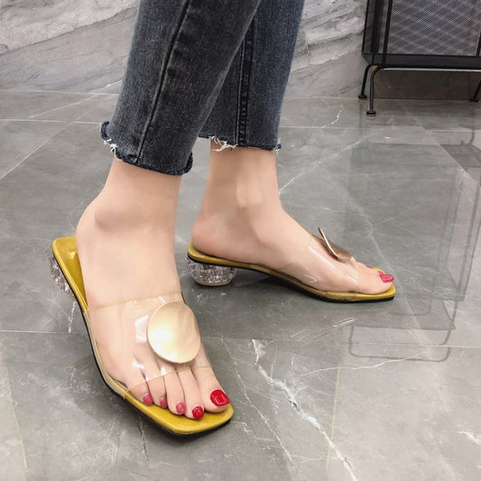 Outer wear female sandals with thick heels