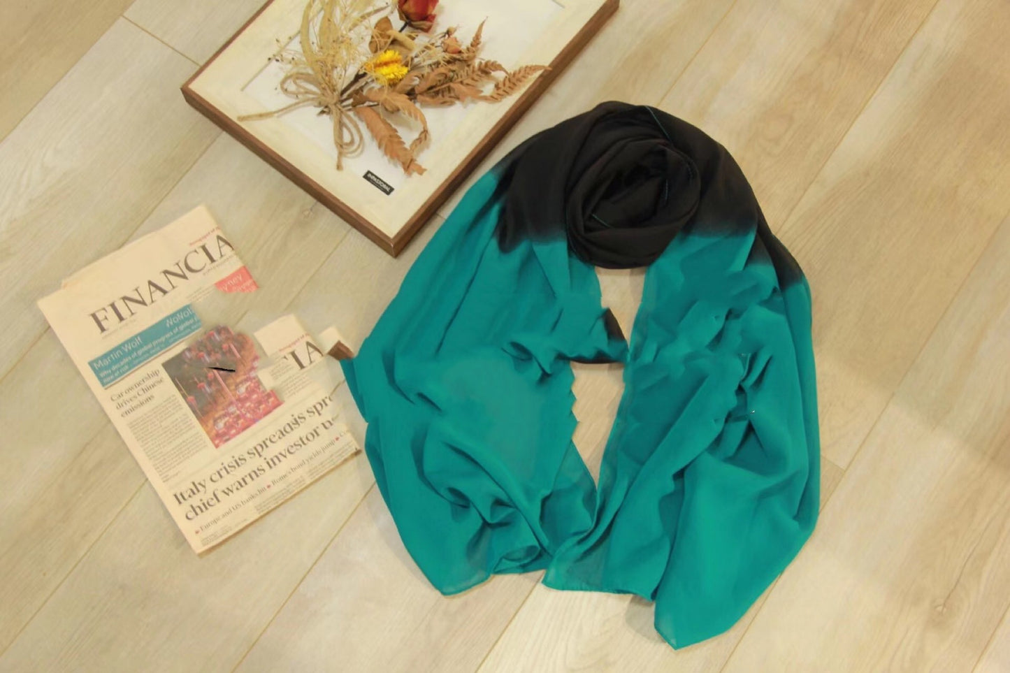 Dyeing gradient pearl chiffon headscarf