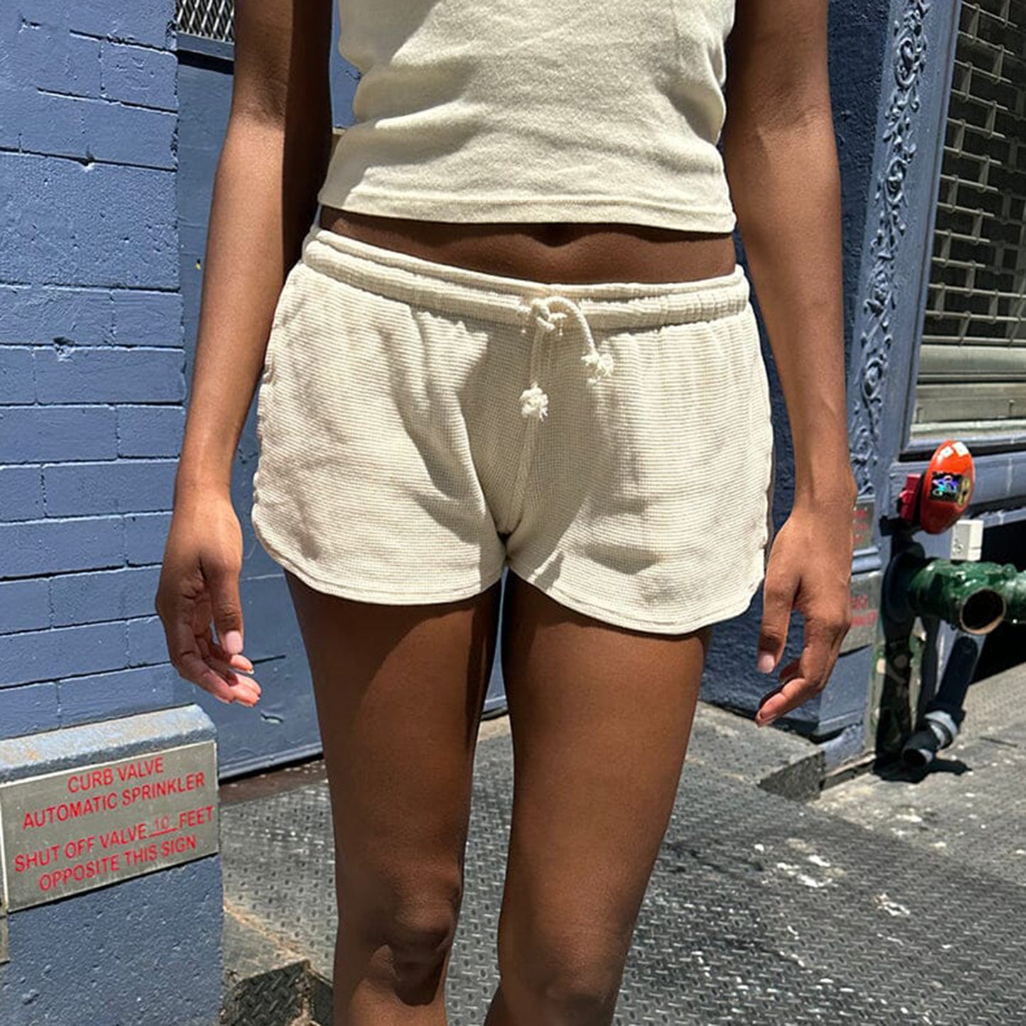 Women's Casual Sports Shorts With Elastic Waistband And Drawstring