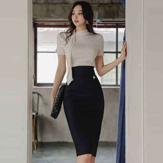 Elegant Slim-fit Knitted Top Waist Trimming Hip Skirt Suit