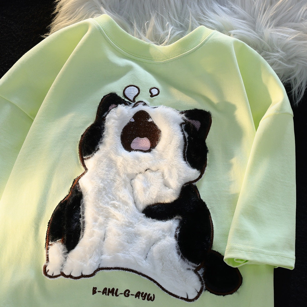 Japansk retro søvnig kat flokket T-shirt