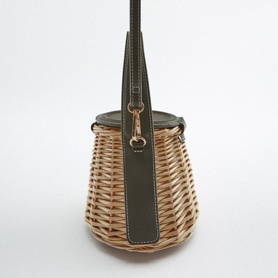 Beach Simple Rattan Shoulder Messenger Bag