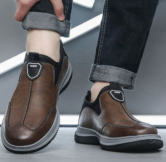 Solid Color Casual Men's Shoes Daily Travel Low Cut Round Head