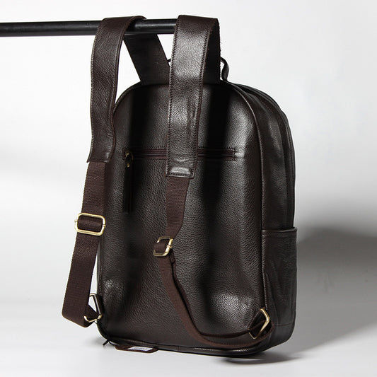 The factory sells leather double shoulders, Baotou layer cowhide, European and American men's backpack, high grade travel and leisure men's bags wholesale