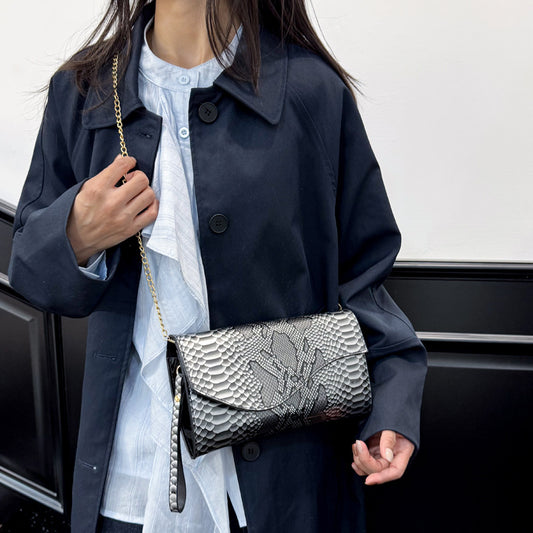 Contrast Color Serpentine Chain Shoulder Messenger Bag