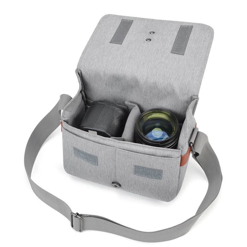 Digital camera shoulder bag