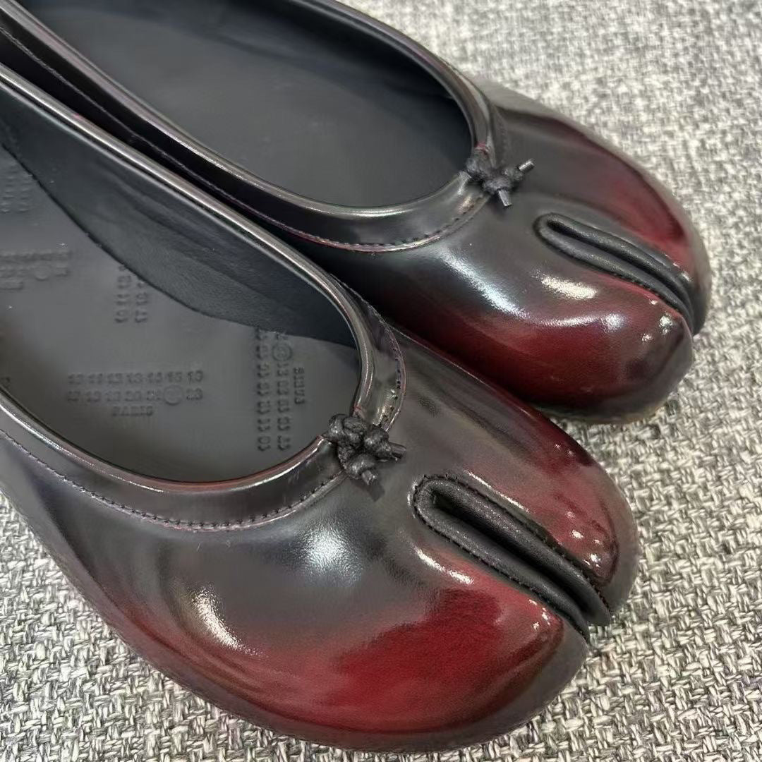 Genuine Leather Retro Split Toe Tabi Shoes Slip-on