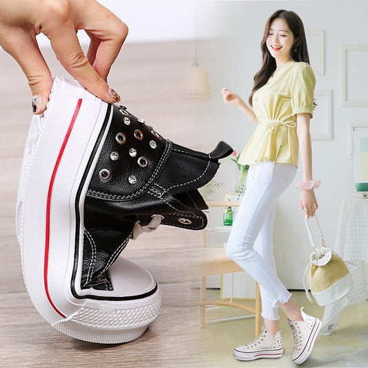 New Lace-up Rivet Women's Flat Bottom Shoes