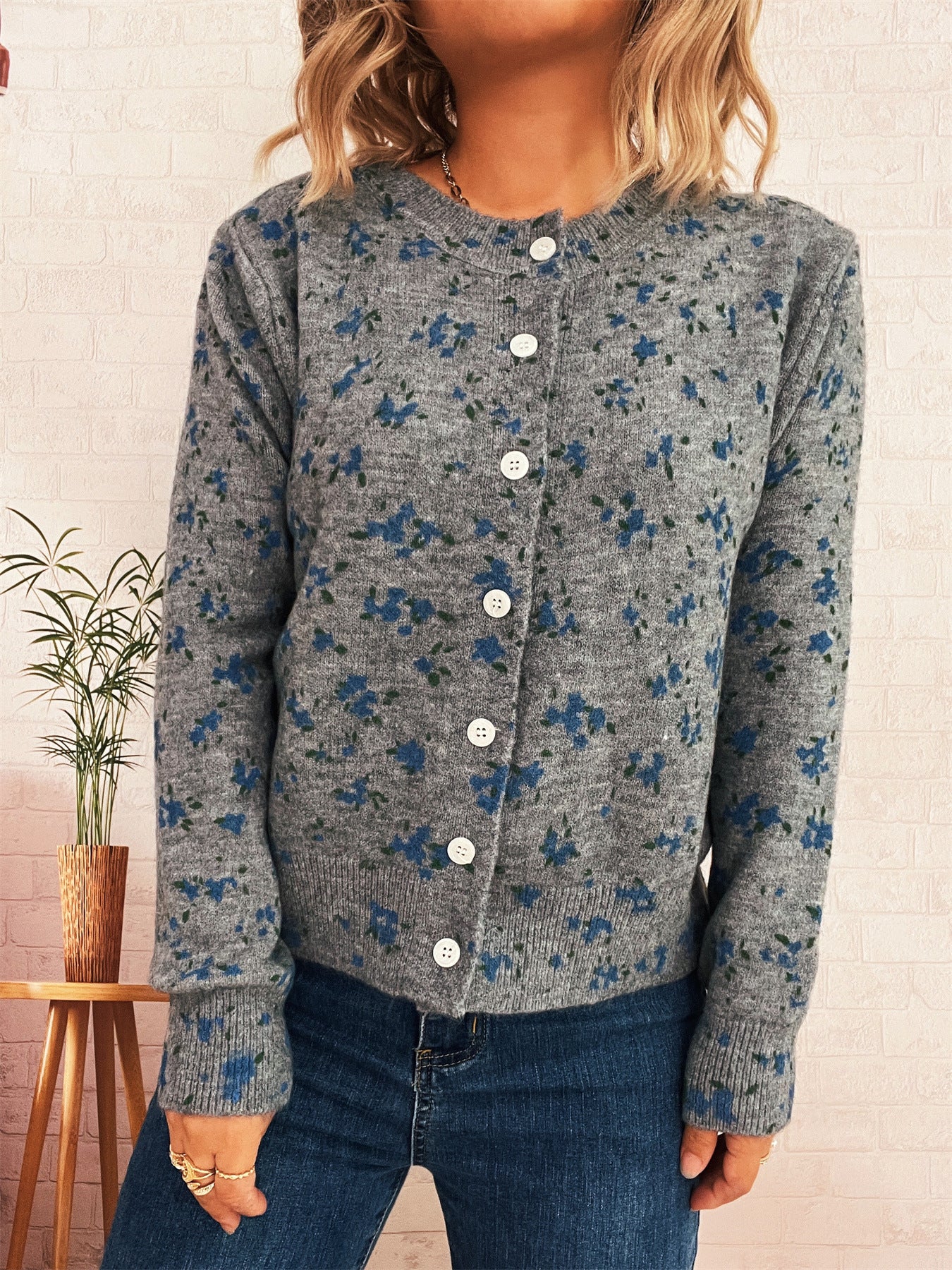 Simple Flower Print Cardigan Commuter Round Neck Knitted Sweater