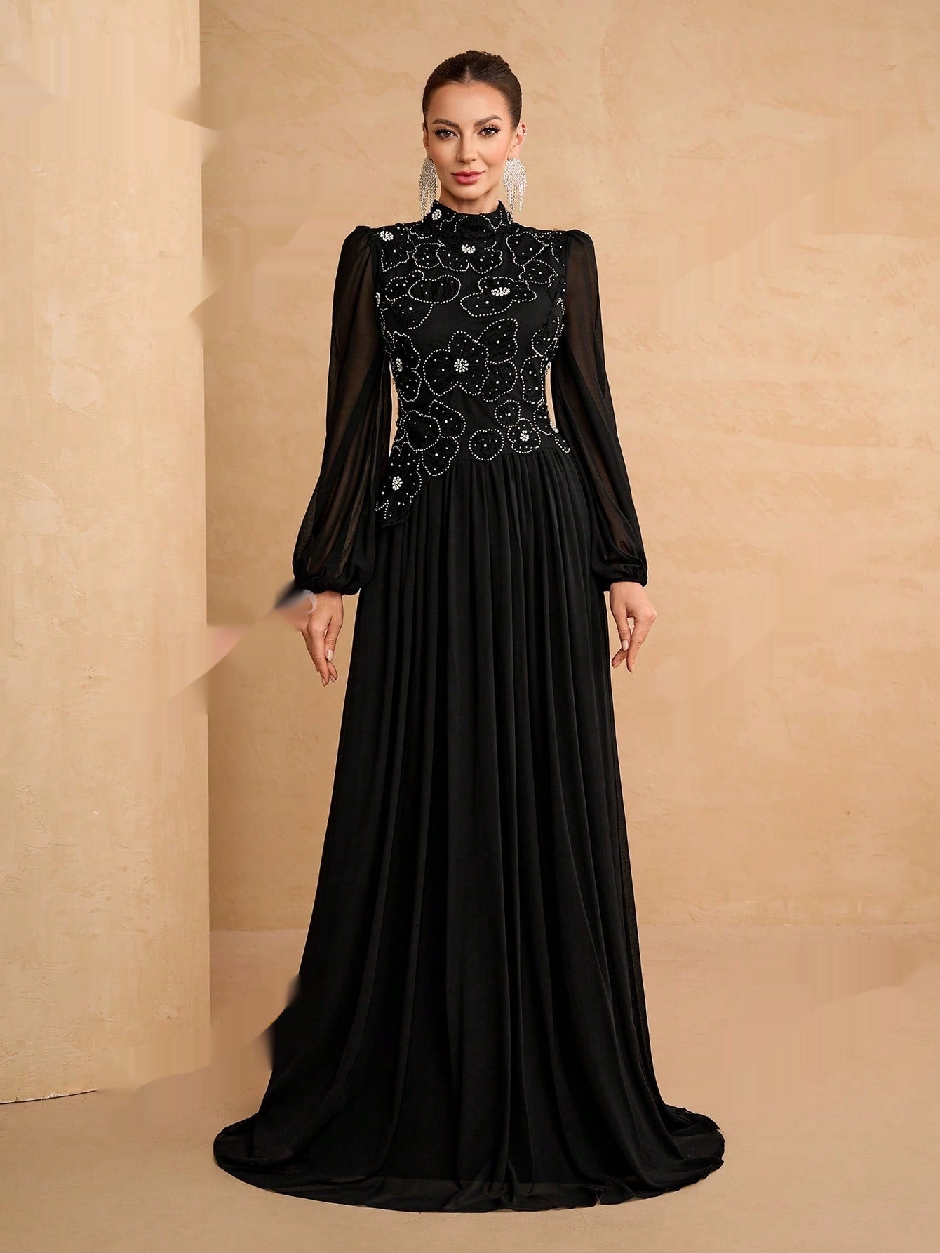 New Elegant Floral Dress With Long Sleeves Made Of Chiffon
