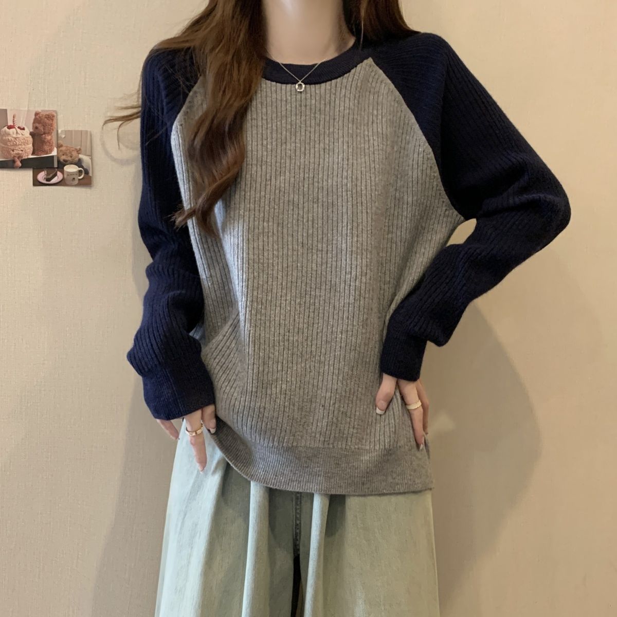 Loose Slim-fit Color-blocked Top To Cover The Belly