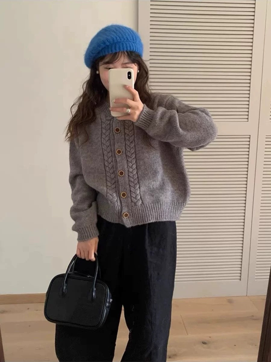 Loose Outer Wear Niche Knitted Cardigan Top