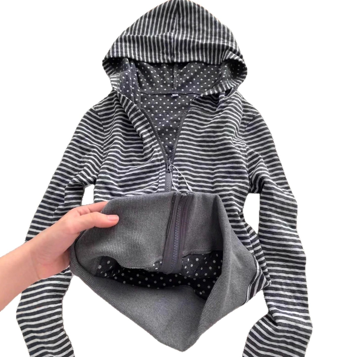 Womens Slim-fit Striped Hoodie With A Regular Shoulder Line For A Slimming Look