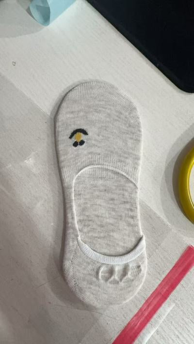 Funny embroidered shallow mouth invisible boat socks