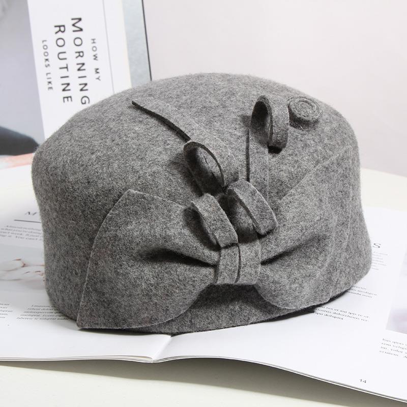 Women's Autumn And Winter Floral Woolen Hat