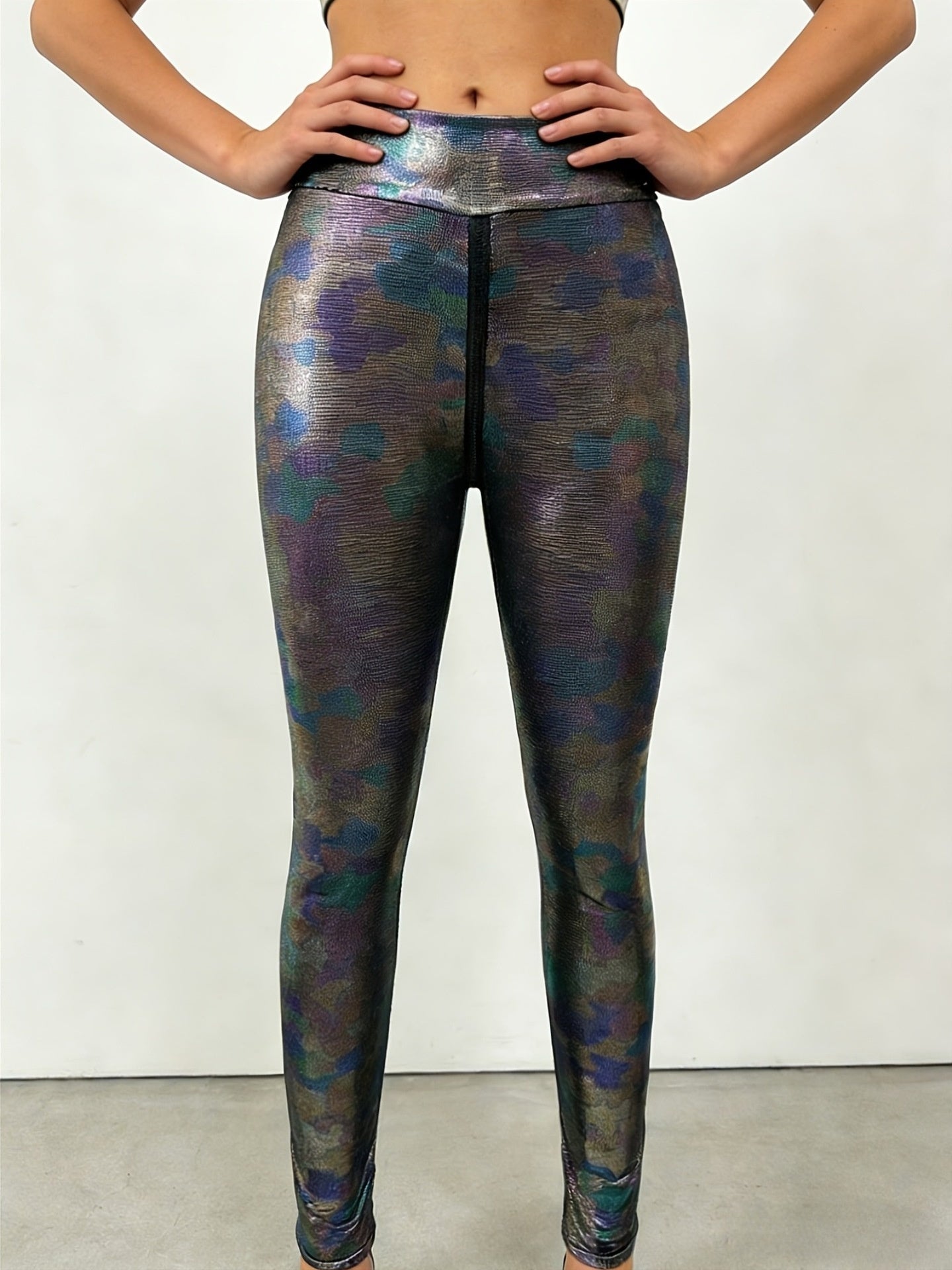 Mirror-effect Patent Leather Zip-fly Bottoming Leggings