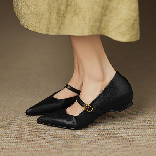 Franske Retro Pumps til Kvinder med Spids Tå i Fåreskind og Lav Udstansning
