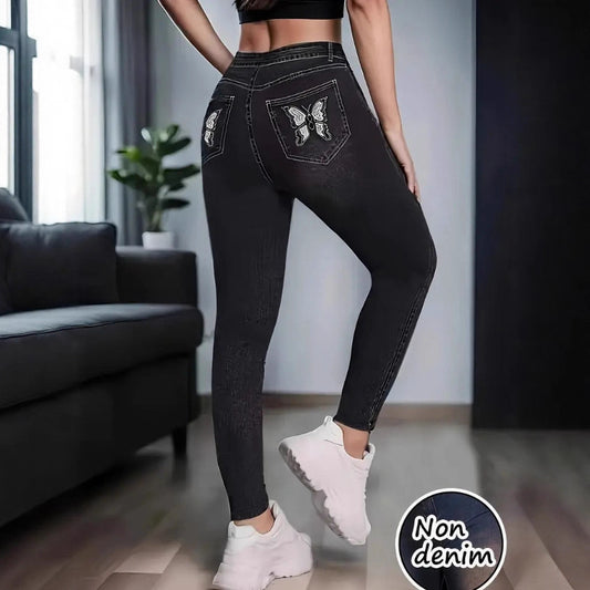 Bootcut Yoga Capri Pants With A Butt-lifting Effect Styled Like Denim Leggings
