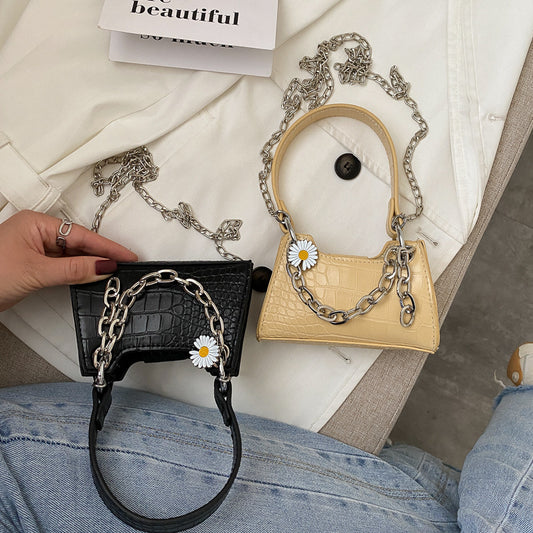Small daisy chain shoulder bag