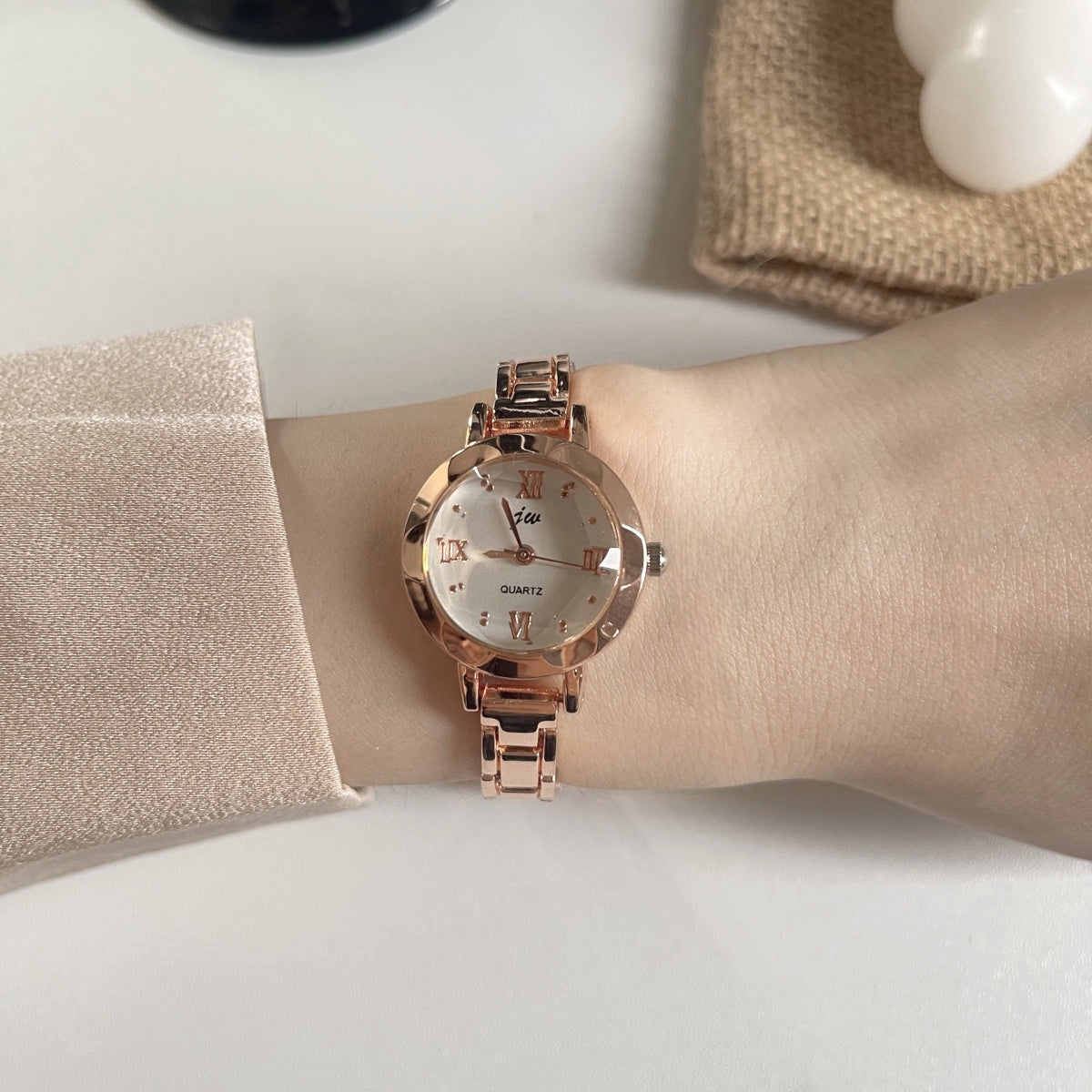 Women's French Special Interest Light Luxury Cool Watch