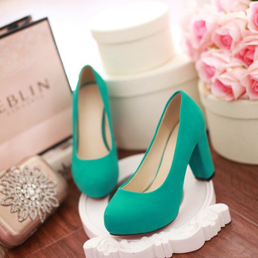 Women's shoes: sweet and versatile solid color