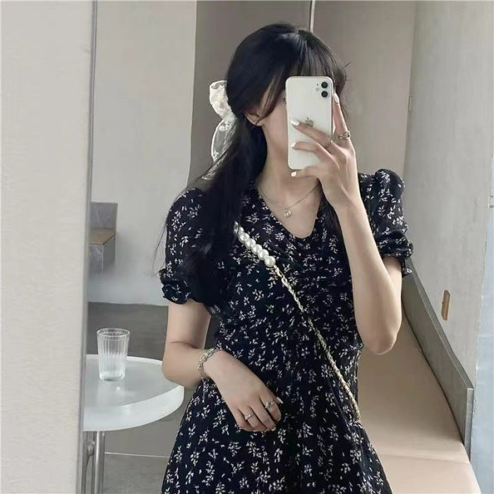 line Dress Thats Below-the-knee And Slimming