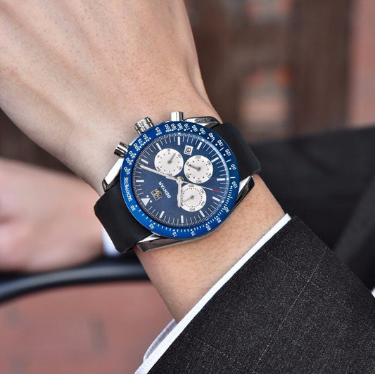 Waterproof men's quartz watch