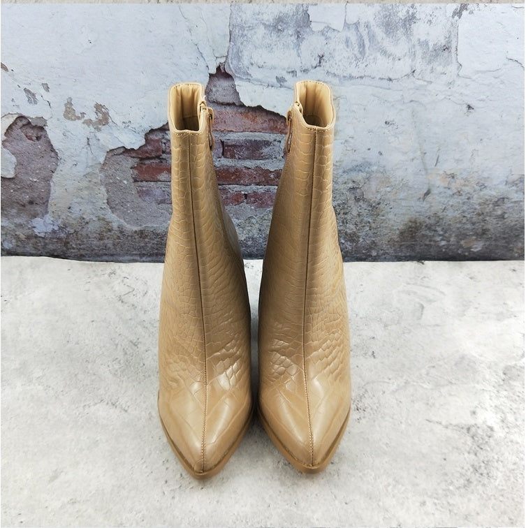 Casual Women's Short Boots With Thick Heels